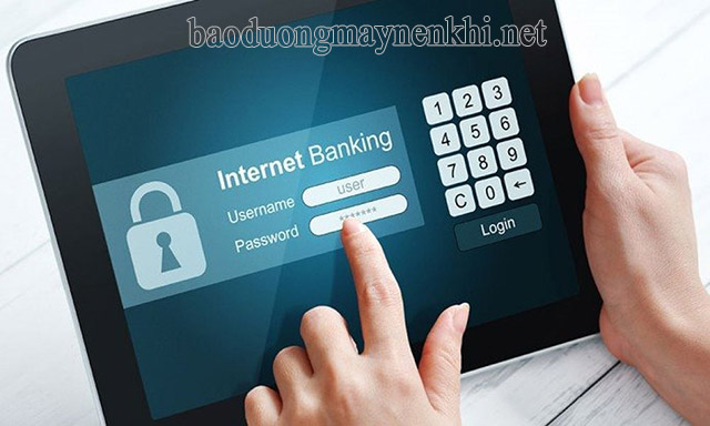 Internet banking là dịch vụ trực tuyến cho phép người dùng sử dụng các tiện ích của ngân hàng từ xa 